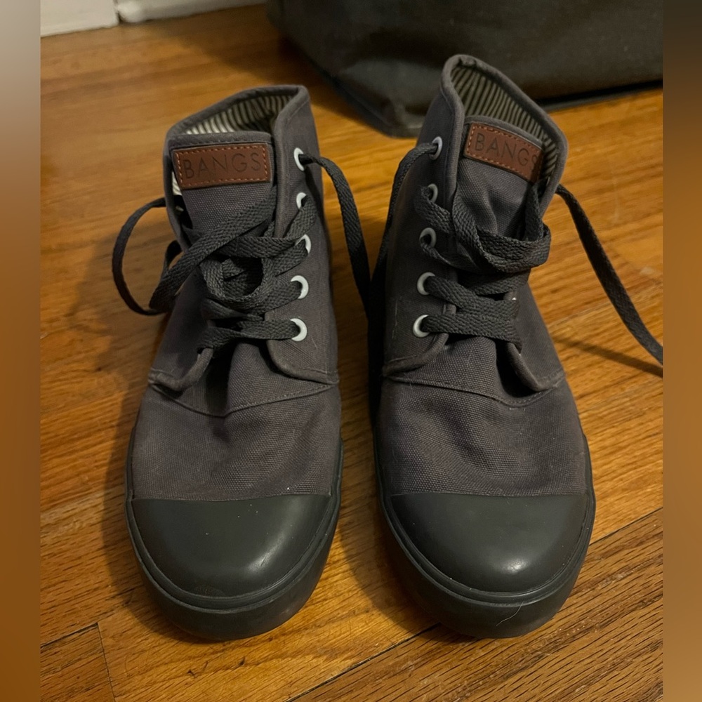 Women’s Bangs High-Top Sneakers